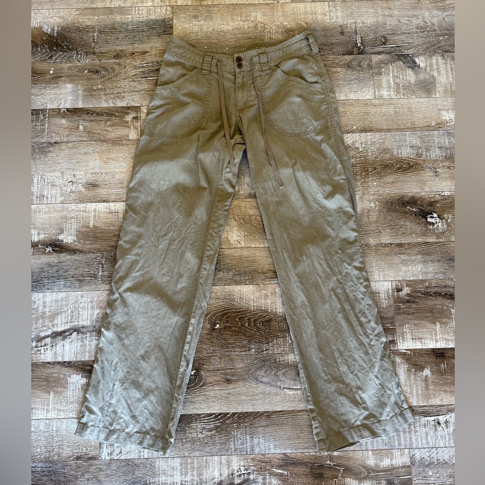 Patagonia Women's Khaki Straight Leg Pants